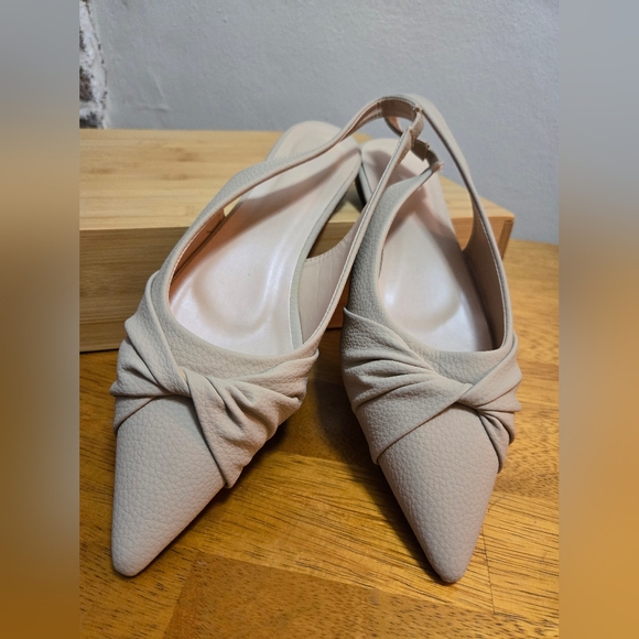 SHEIN Khaki Pointed Toe Slingback Flats size 8.5 - Picture 2 of 7